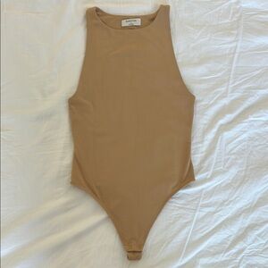 Babaton Contour 90s Bodysuit Tan